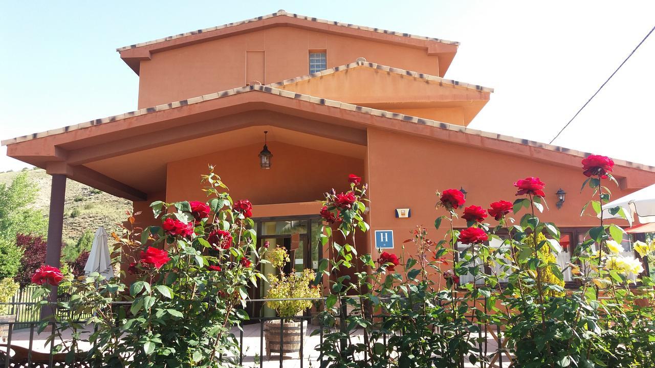 Hotel Valdevécar Albarracín Exterior foto